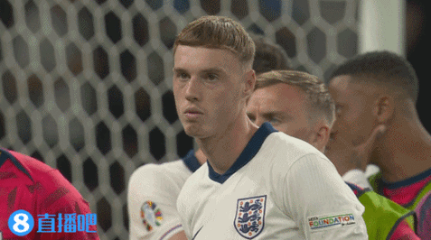 李-迪克森：帕尔默丢球不回追做得不够，福登踢伪9也没奏效